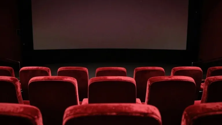 Illustration for: Sorkin Admits Visual Gaps in New Film